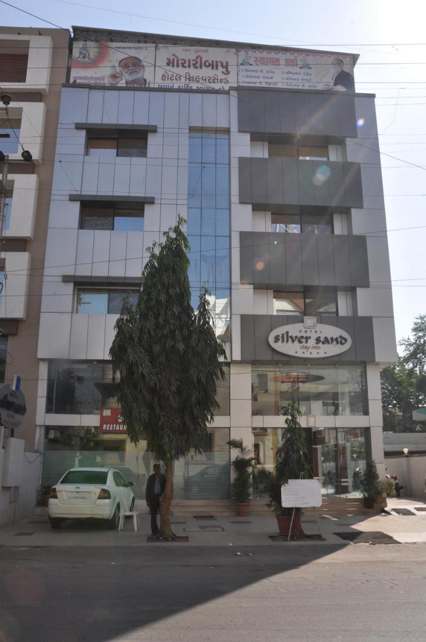 Silver Sand Hotel Rajkot Exterior photo